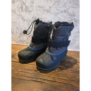 Cat & Jack Boys Gray Blue Winter Snow Boots Size 2 Waterproof Rubber Sole Toggle